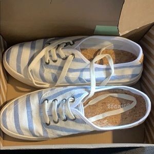 NWT soludos platform sneakers size 7